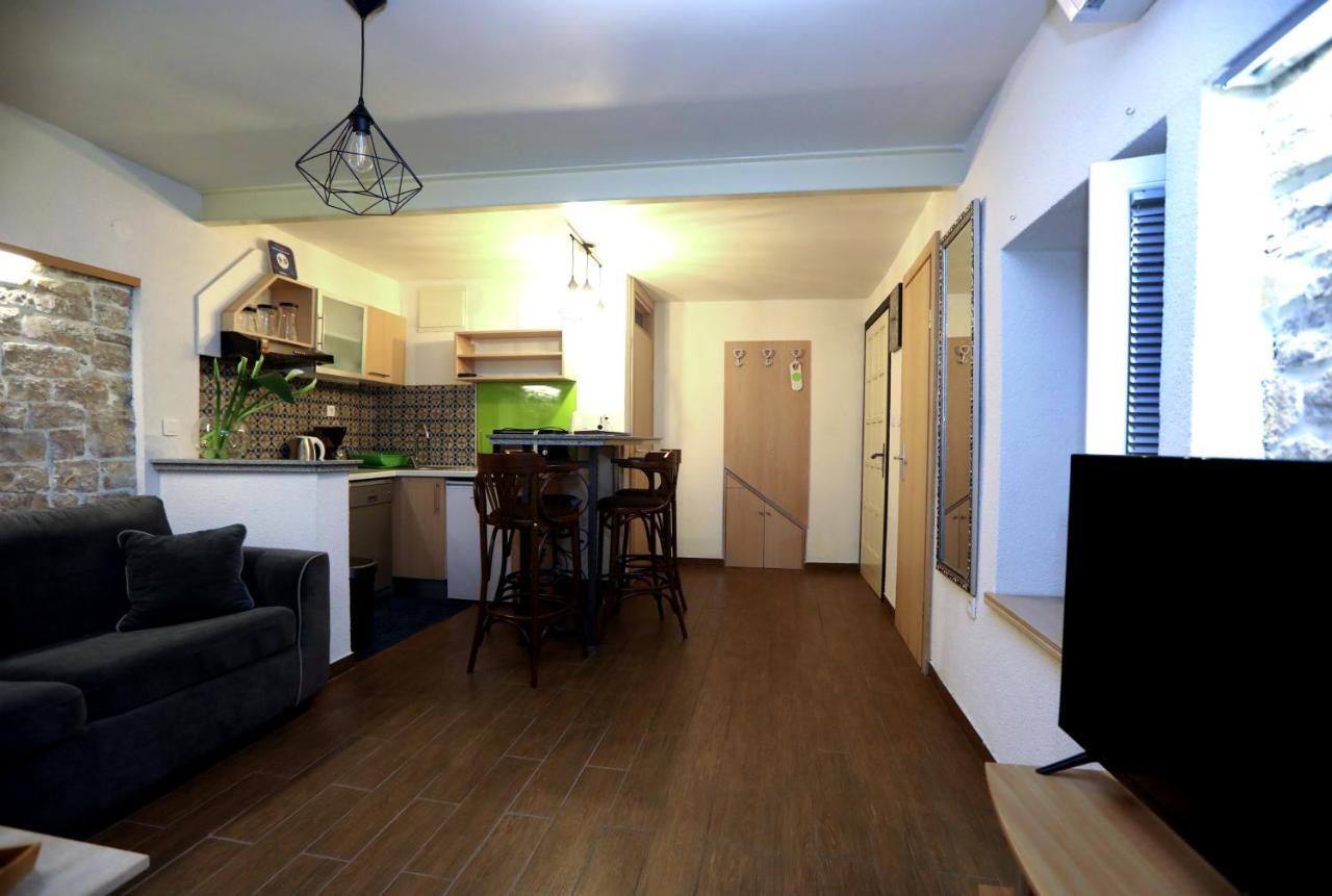 שיבניק Apartment Secret Life מראה חיצוני תמונה