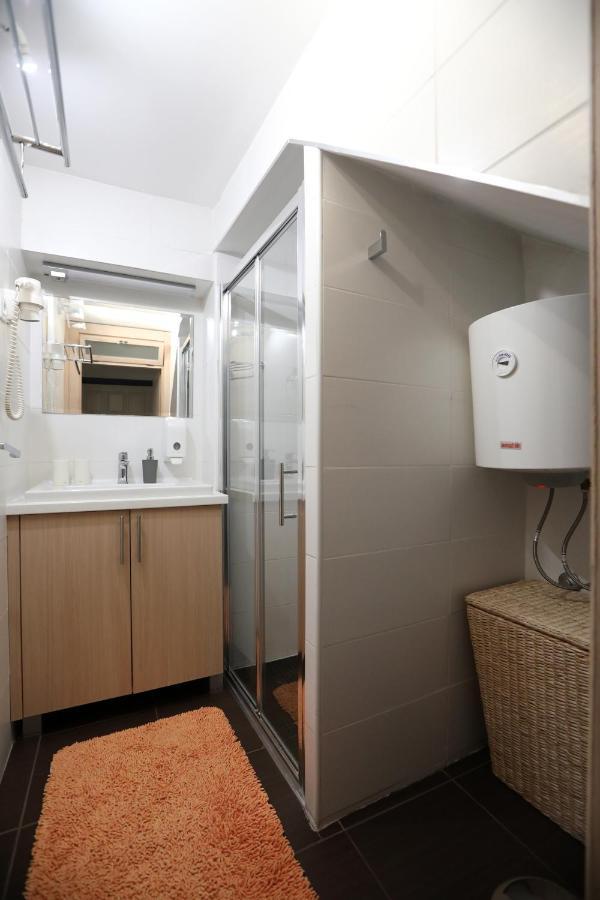 שיבניק Apartment Secret Life מראה חיצוני תמונה